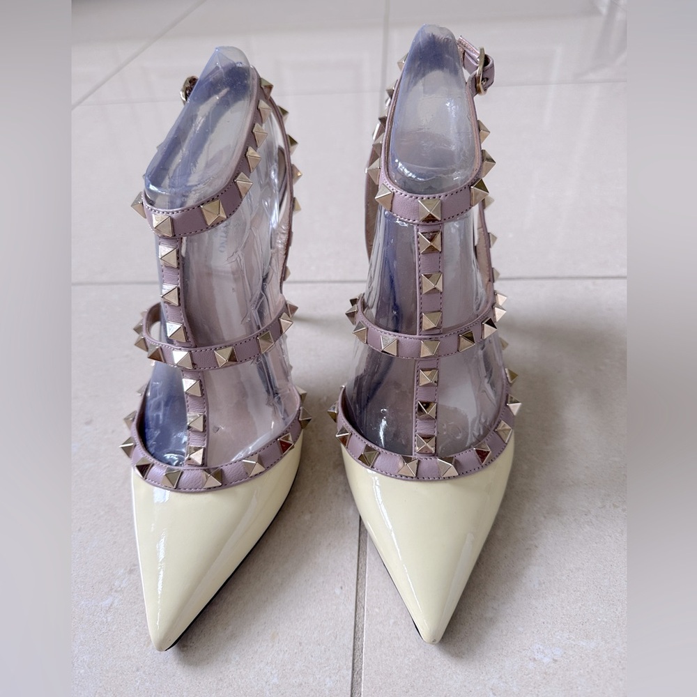 Valentino Rockstud Ankle Strap Pump Size 38 (7.5 fitting)